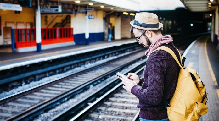 Audio Tour App Detour Steers You Away from the Typical Tourist Traps